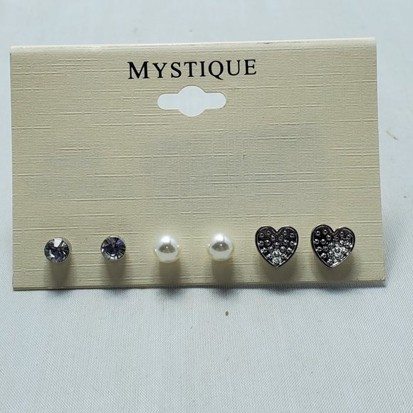 2 FOR $12 Mystique 2 PKS of rhinestone and pearl earrings - Picture 3 of 3